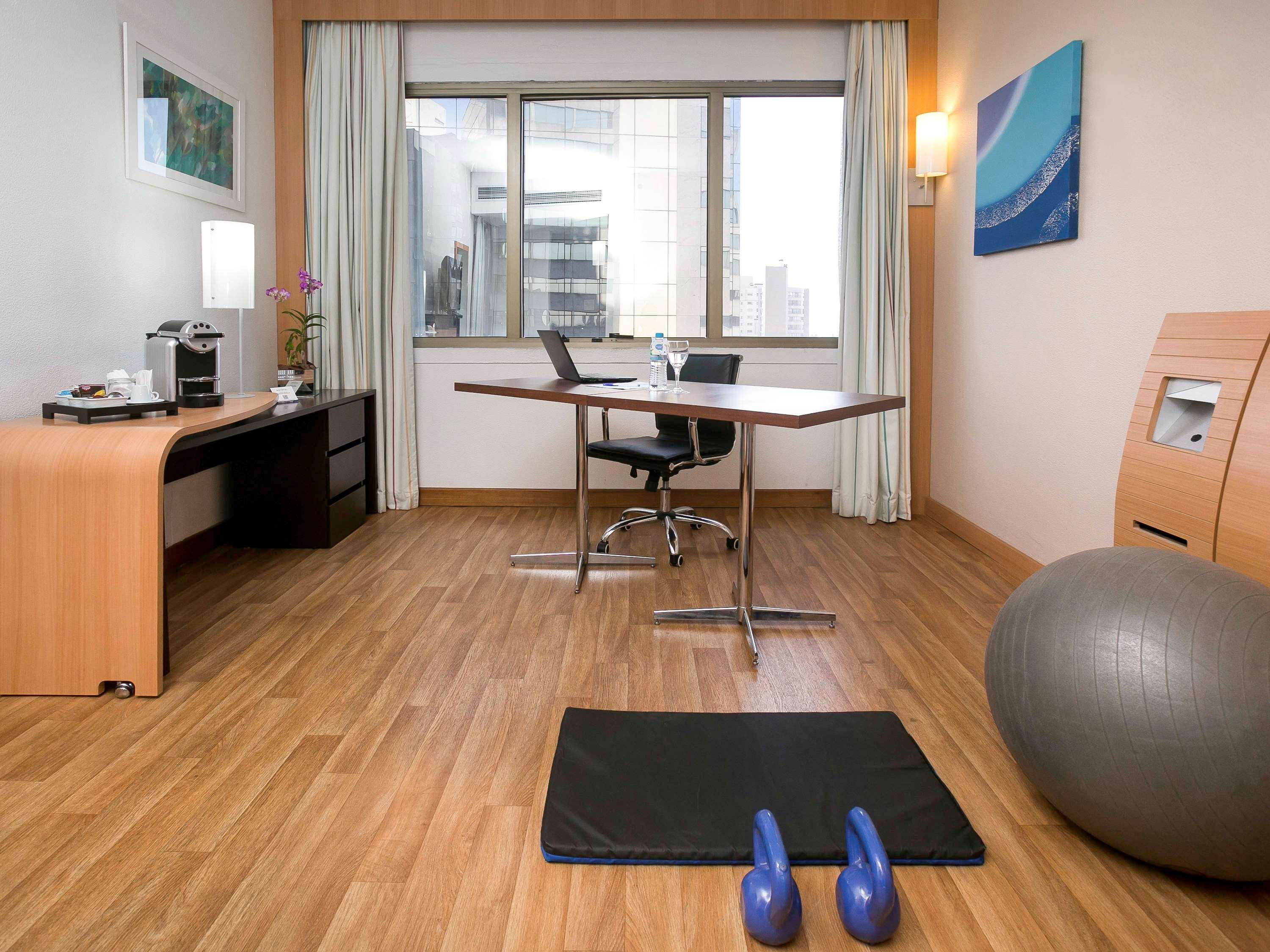Novotel Porto Alegre Tres Figueiras Екстериор снимка