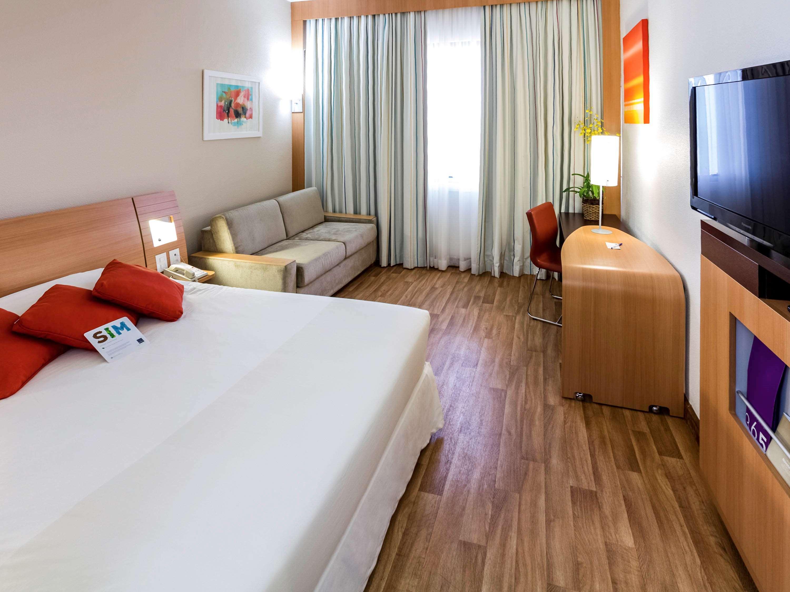 Novotel Porto Alegre Tres Figueiras Екстериор снимка