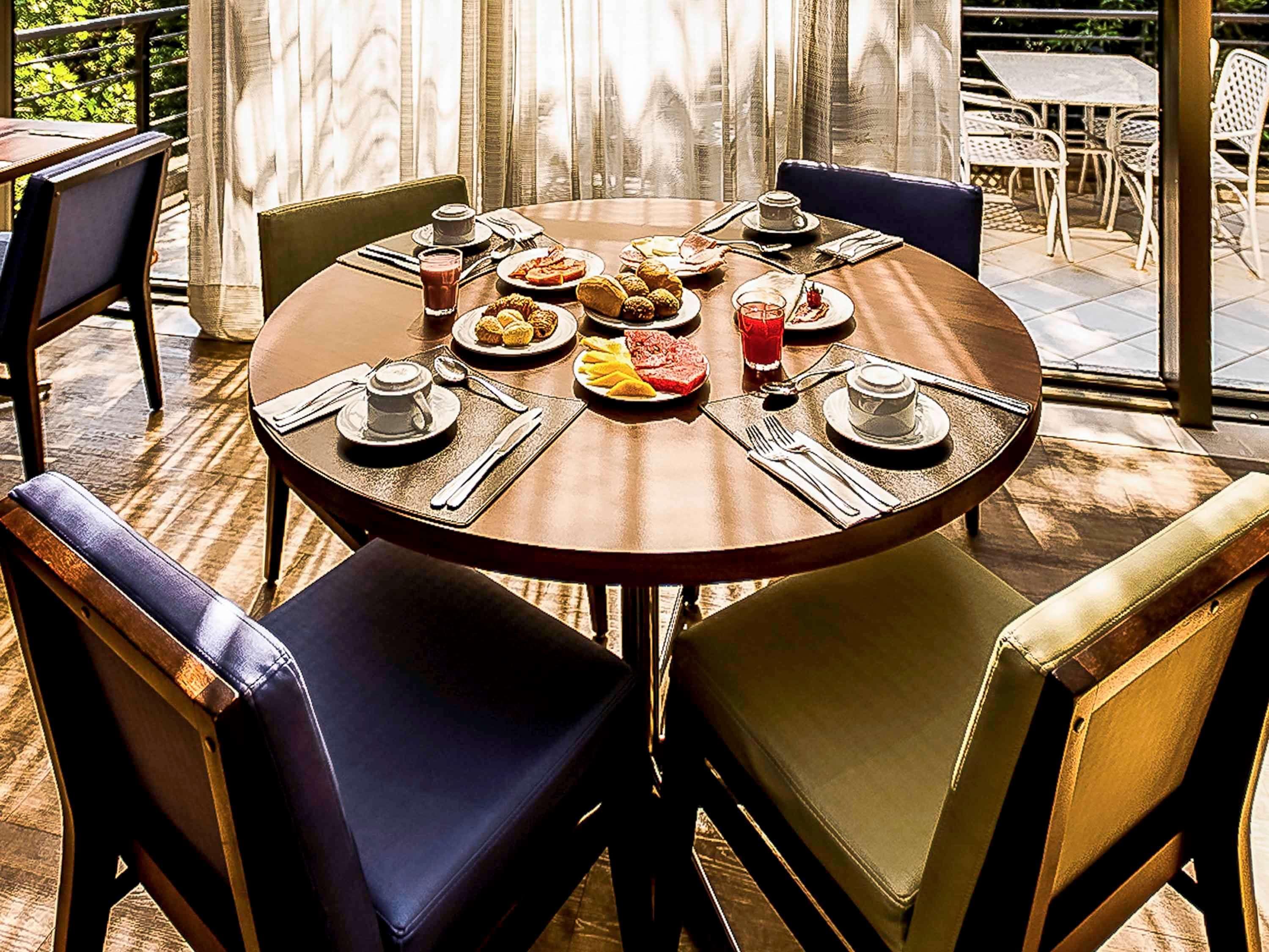 Novotel Porto Alegre Tres Figueiras Екстериор снимка