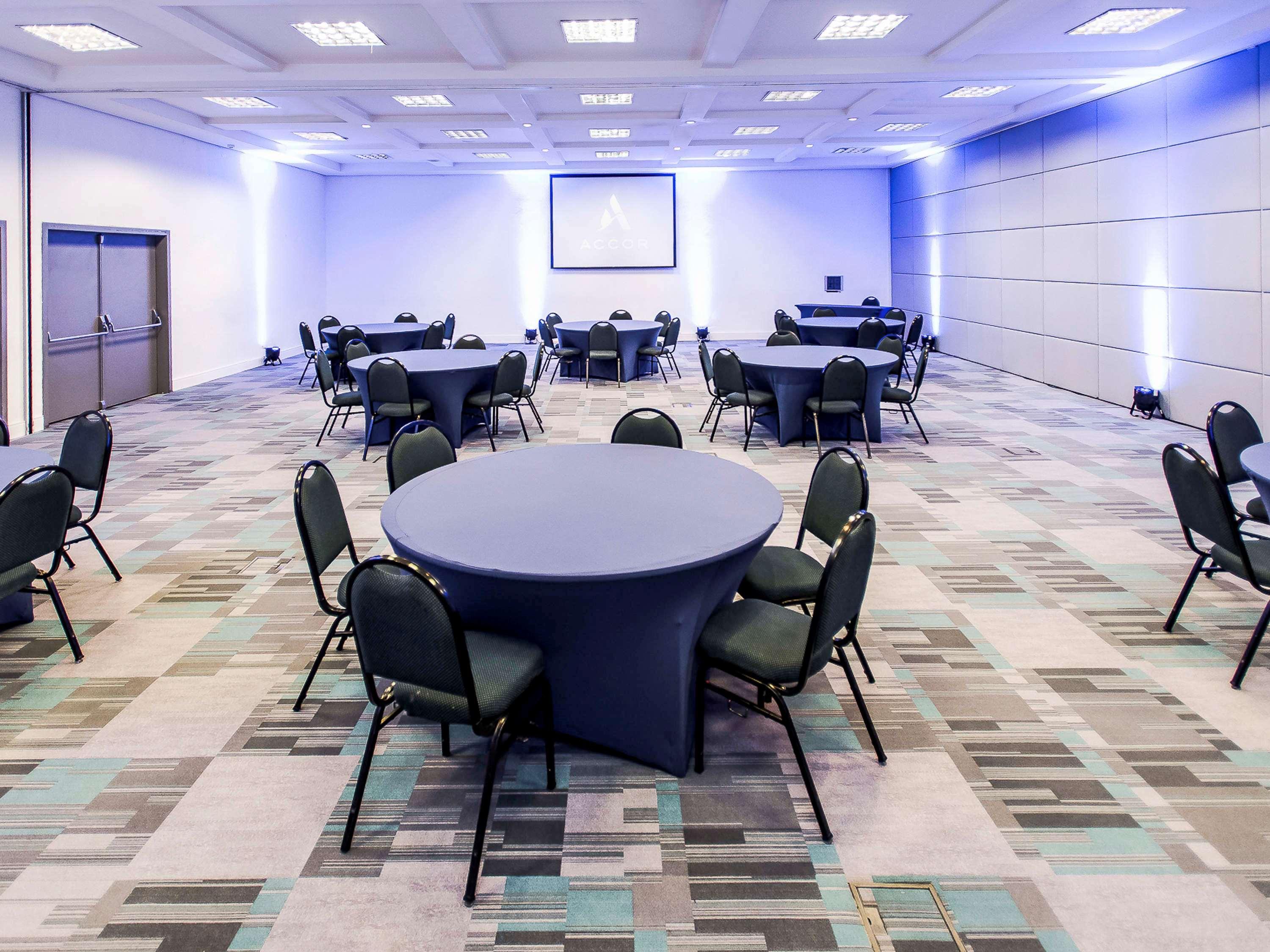 Novotel Porto Alegre Tres Figueiras Екстериор снимка