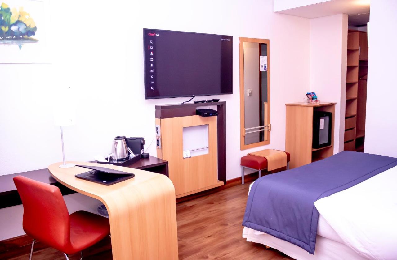 Novotel Porto Alegre Tres Figueiras Екстериор снимка